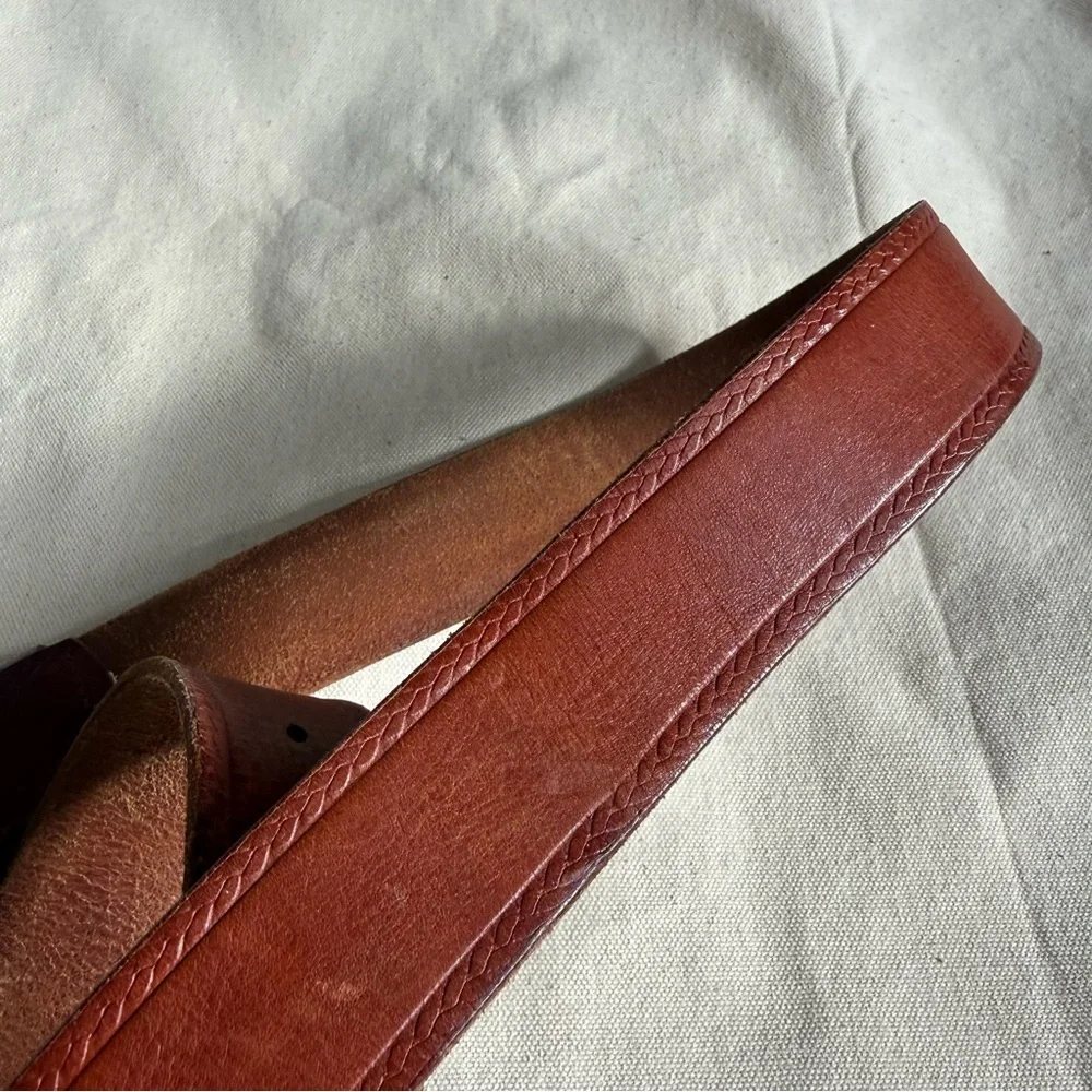 Levi’s Genuine Leather & Brass Mens Brown Belt size 34